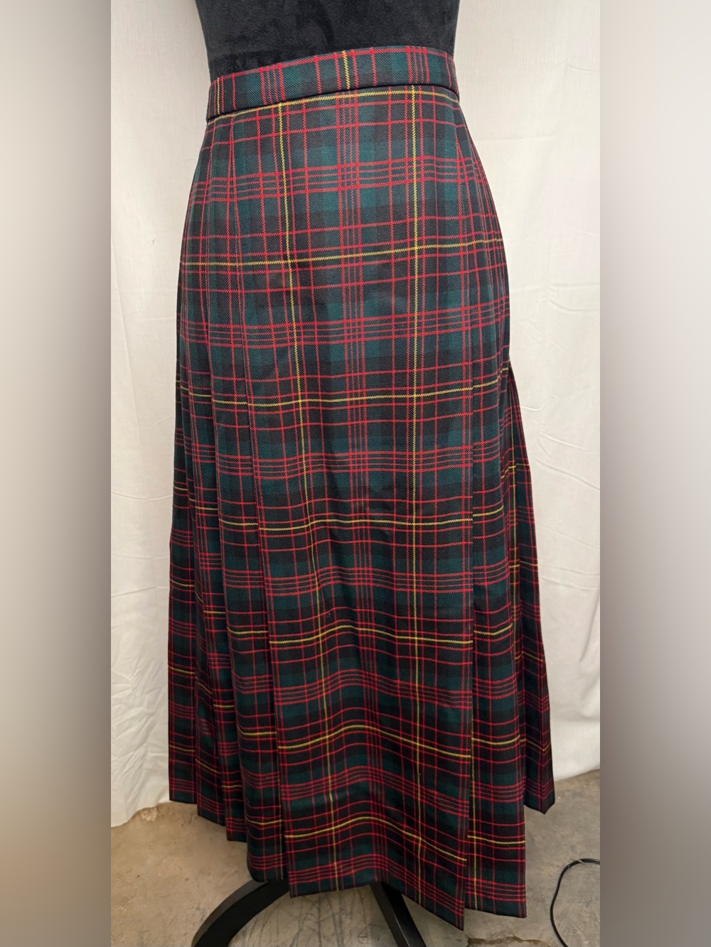 Pendleton Skirt Size 12 Virgin Wool Tartan Plaid Pleated Authentic Made In USA - Picture 2 of 7